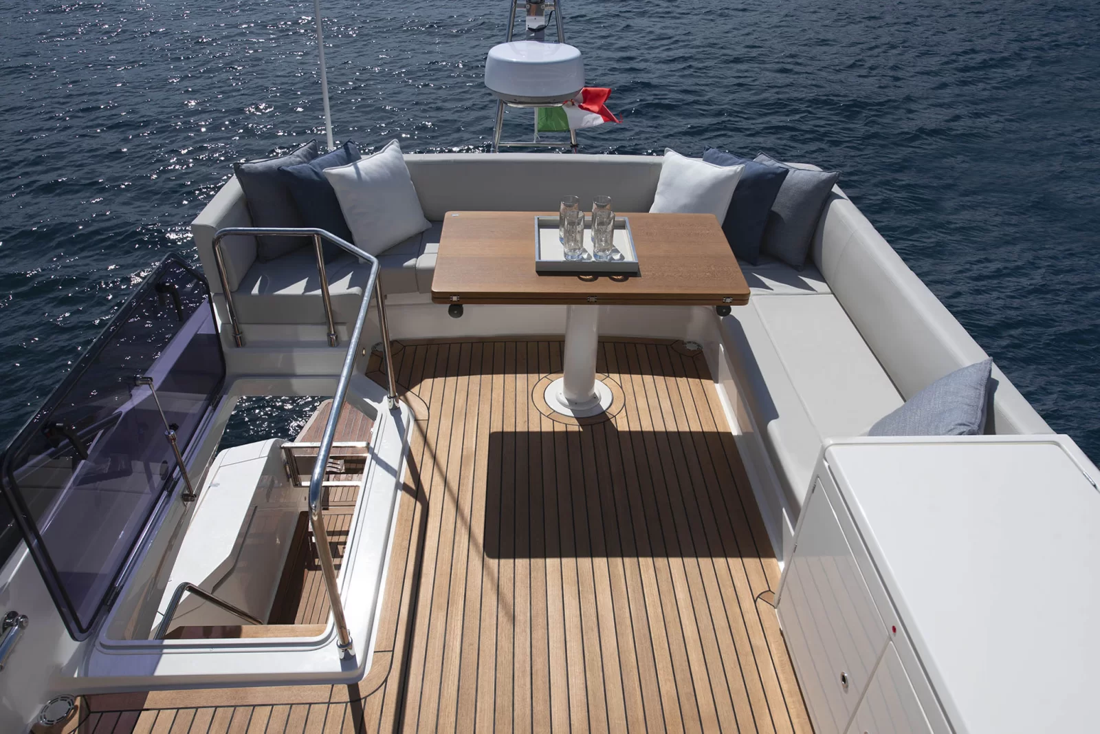 Yacht gallery image