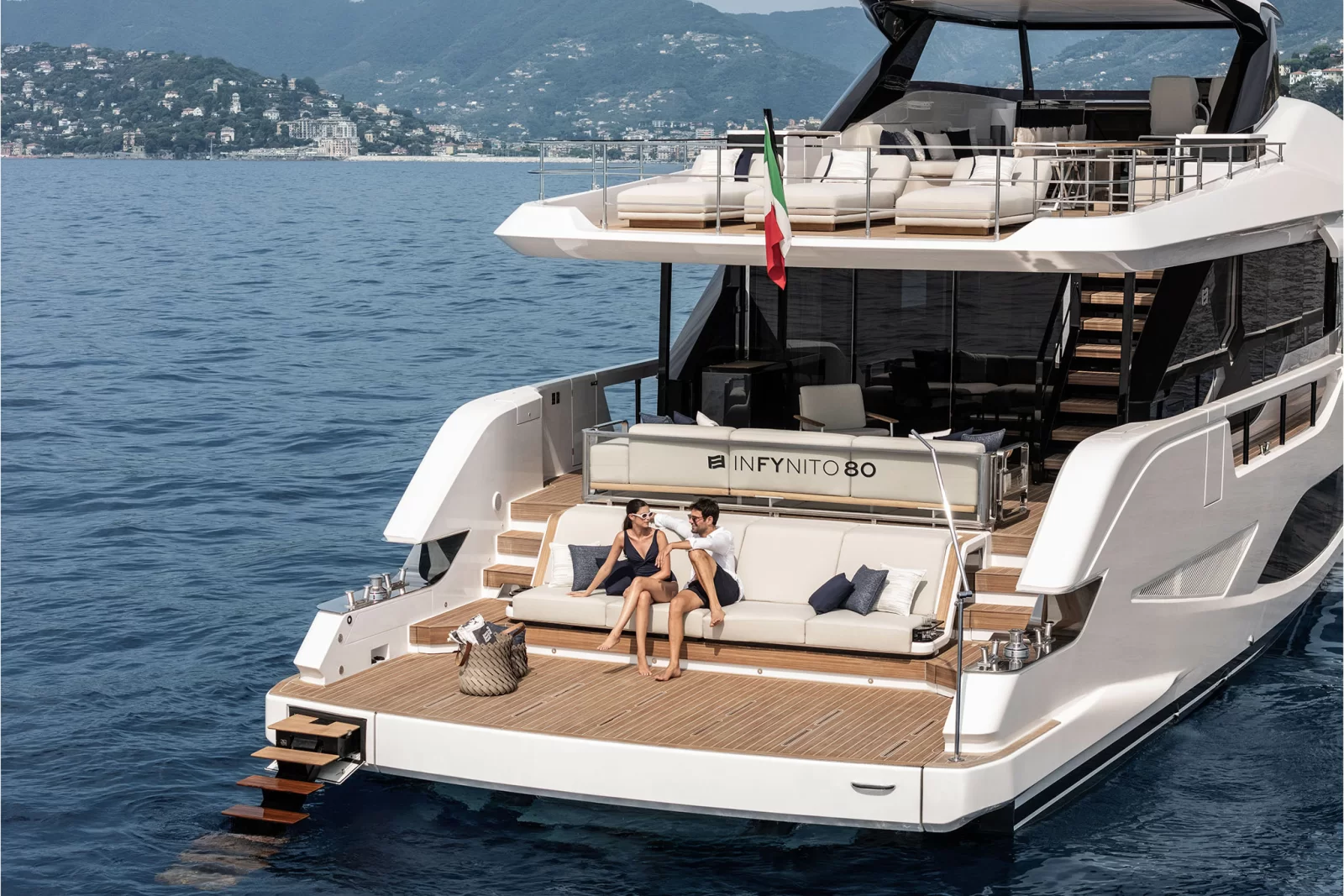 Yacht gallery image