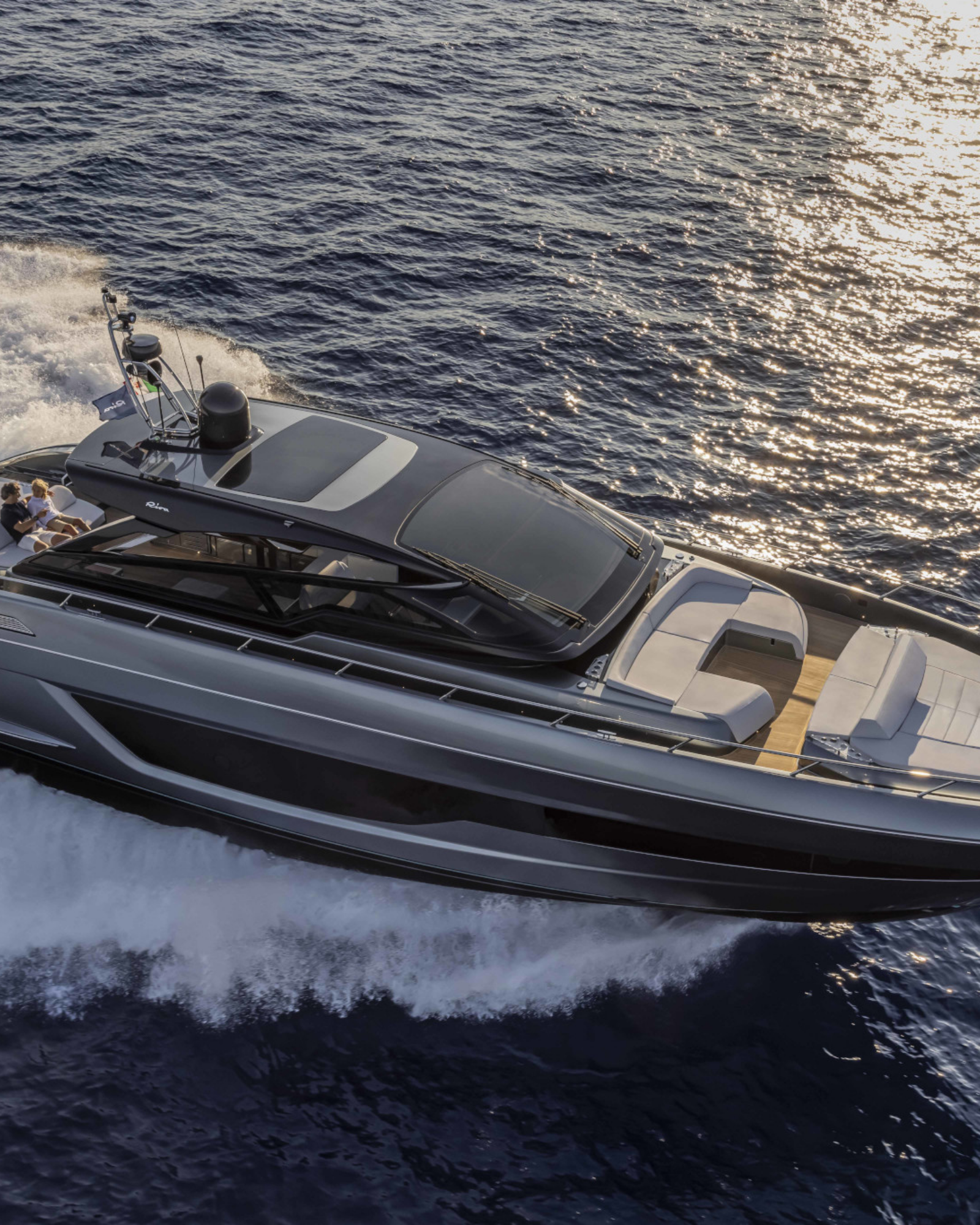 Ferretti Yacht 500
